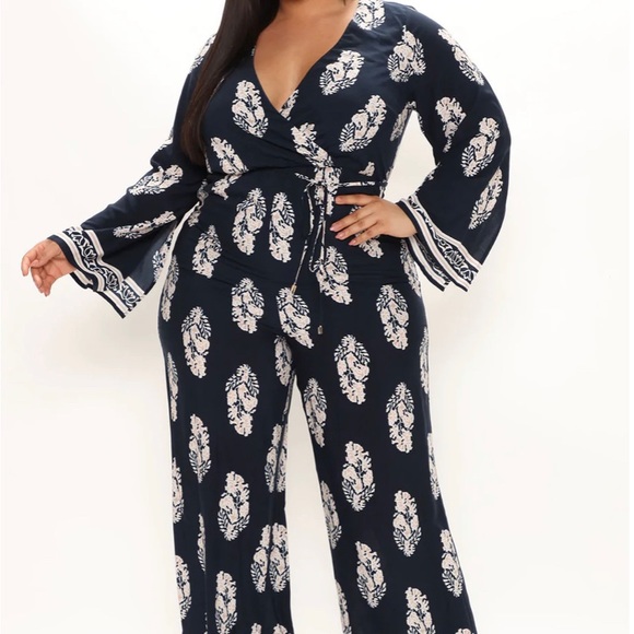 Jumper - Picture 10 of 10